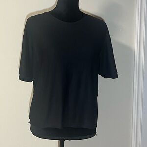 Uniqlo Black Mesh Short Sleeve T-shirt Small